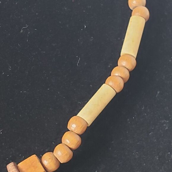 VINTAGE ARTISAN Wooden Bead Minimalist Necklace - Picture 4 of 7